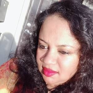 Meet your Posher, Elizabeth imran